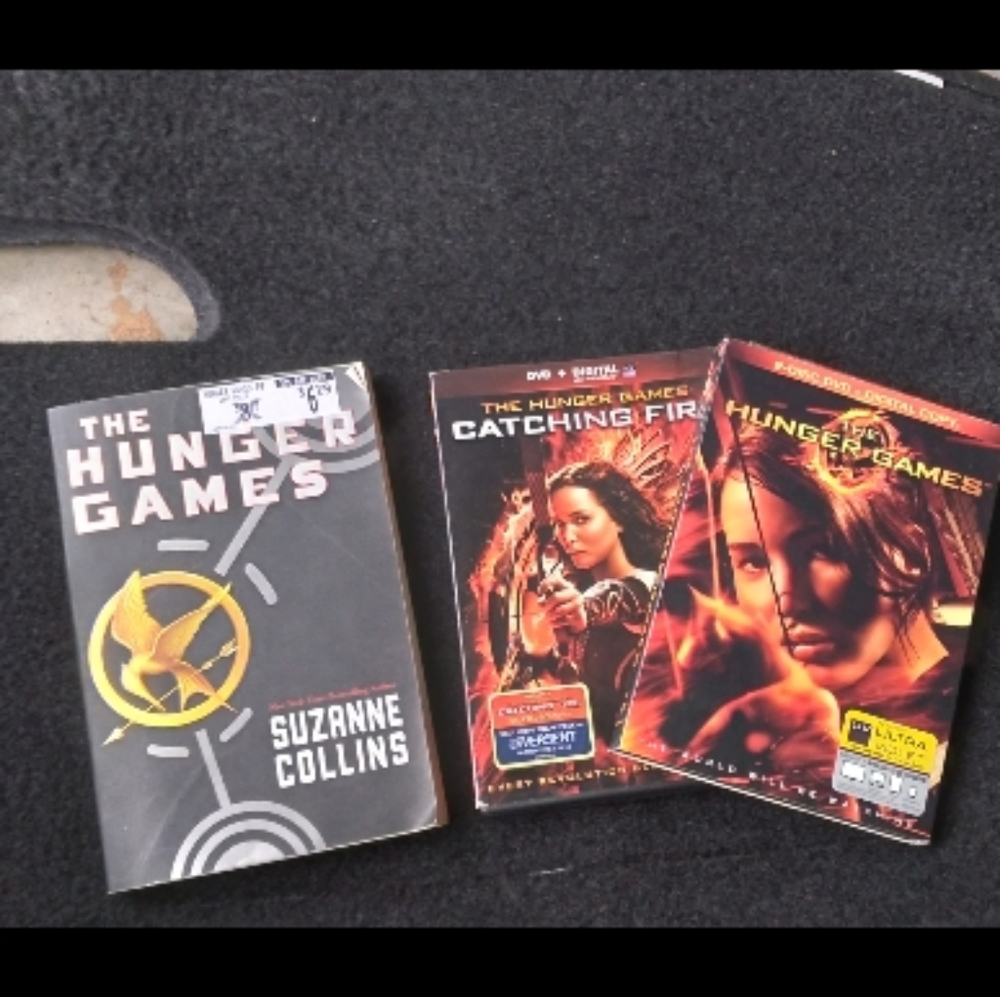 Hunger Games Lot: 2 DVD and 1 Book